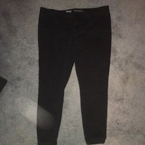 Mossimo Denim Mid-Rise Black Jegging